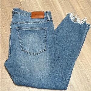 Lucky Brand Light Blue Frayed Hem Jeans